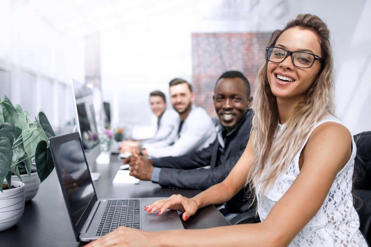 business woman and a group of employees in the computer room
office, businesswoman, employee, monitor, reflection, technology, computer, work, business, professional, young, man, table, people, typing, adult, worker, busy, male, workplace, education, keyboard, computing, confident, team, job, communication, successful, businesspeople, colleague, group, pc, study, row, modern, using, online, search, manager, smile, serious, attention, employment, concentration, tech, desktop, device, application, electronic, internet
business woman and a group of employees in the computer room.people and technology