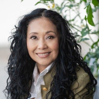 Aliza Carpio Director of Product Management, JLL headshot