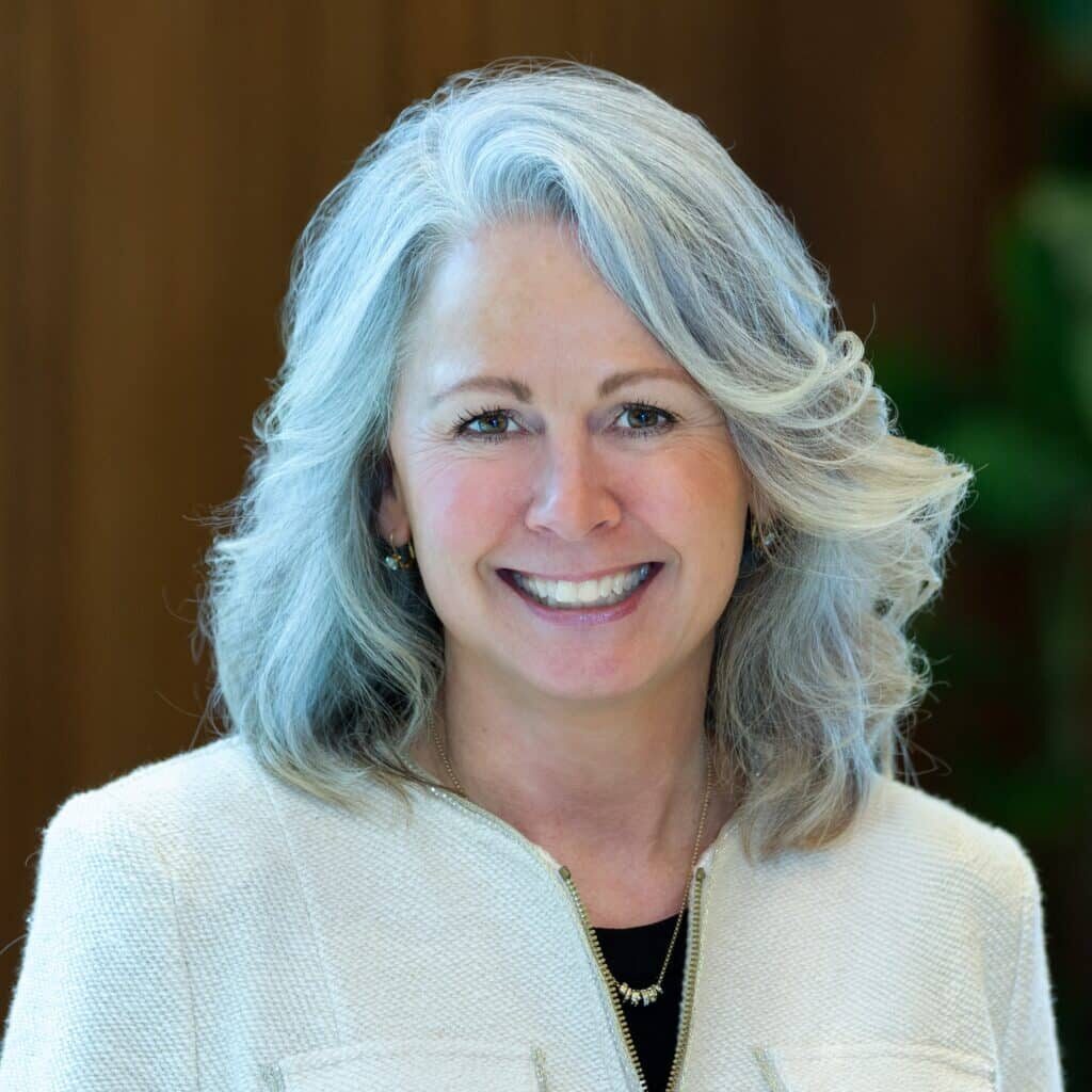 amy fisher, commercial sales executive at grace hill headshot