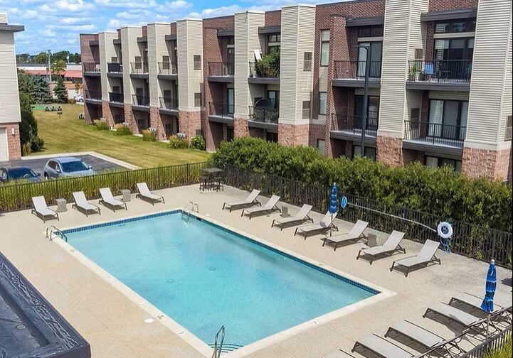 DTN Management pool property outdoor view