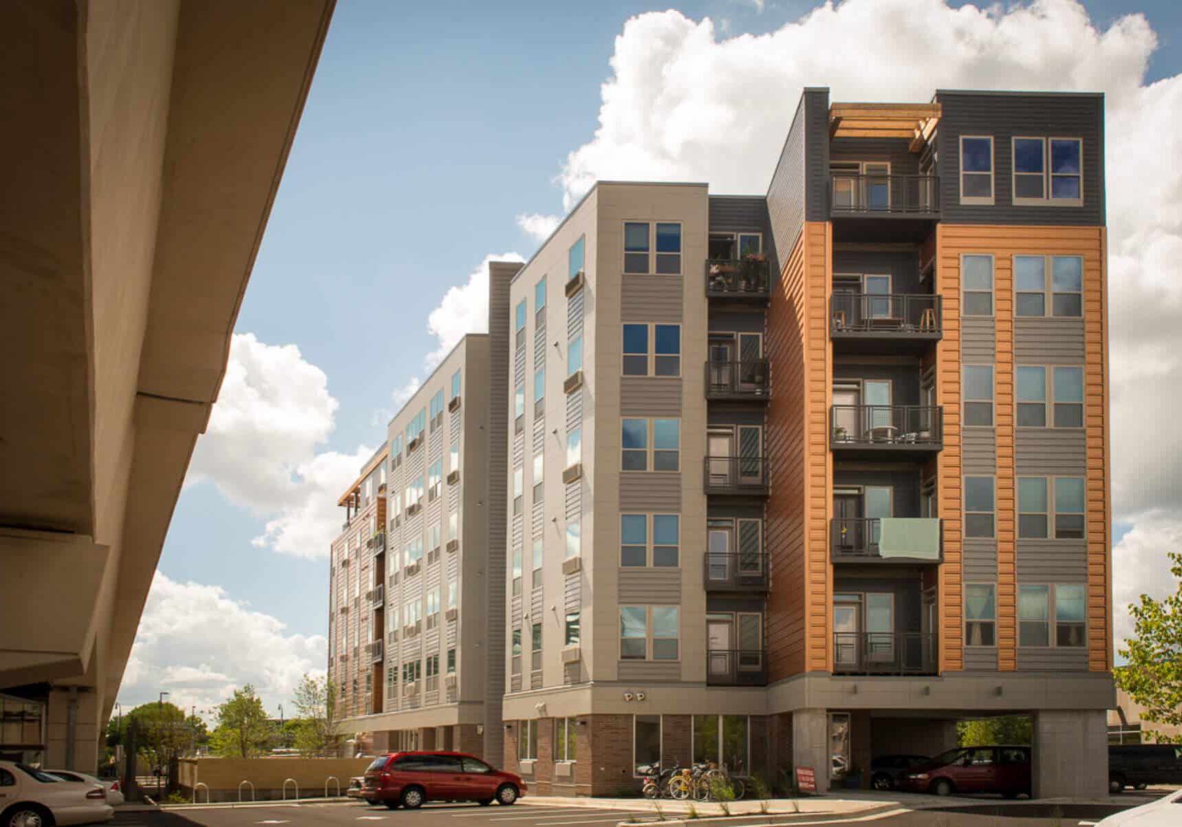 outside view of wellington management lake street station property